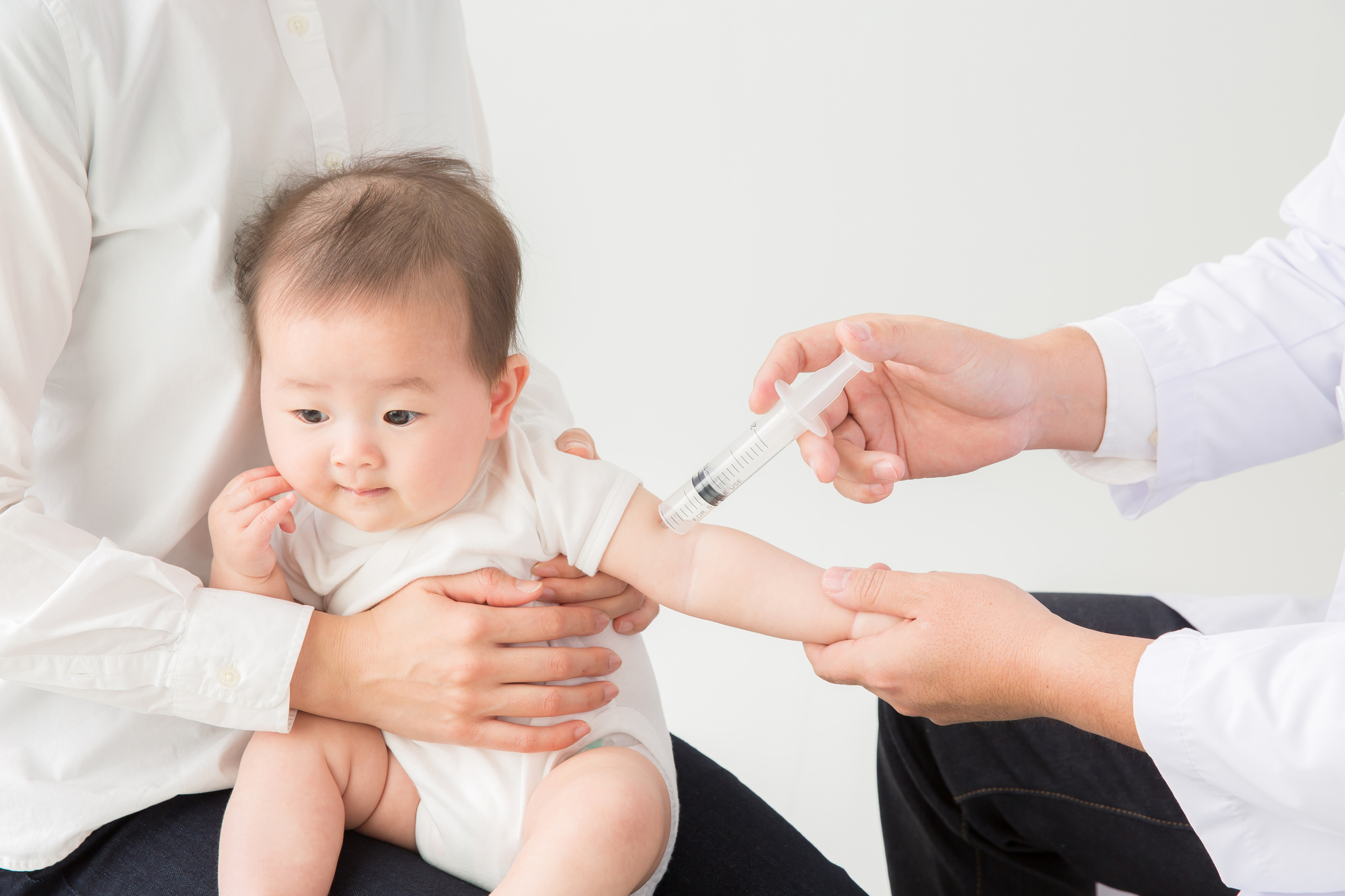 赤ちゃんにインフルエンザの予防接種は必要？  何歳から受けていいの？