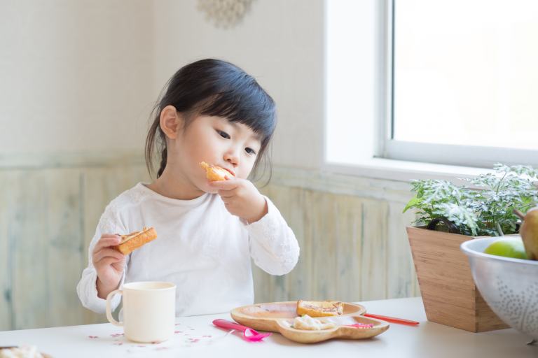 インフルエンザにかかったときにおすすめしたい食事のコツと、予防に効果的な食べ物を紹介