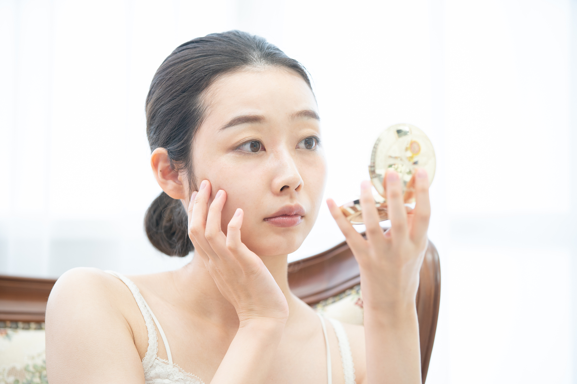 医師監修 乾燥肌でもニキビはできる 乾燥肌ニキビ の原因と対処法 乾燥肌 健栄生活 医師監修 乾燥肌でもニキビはできる 乾燥肌ニキビ の原因と対処法 乾燥肌 健栄生活