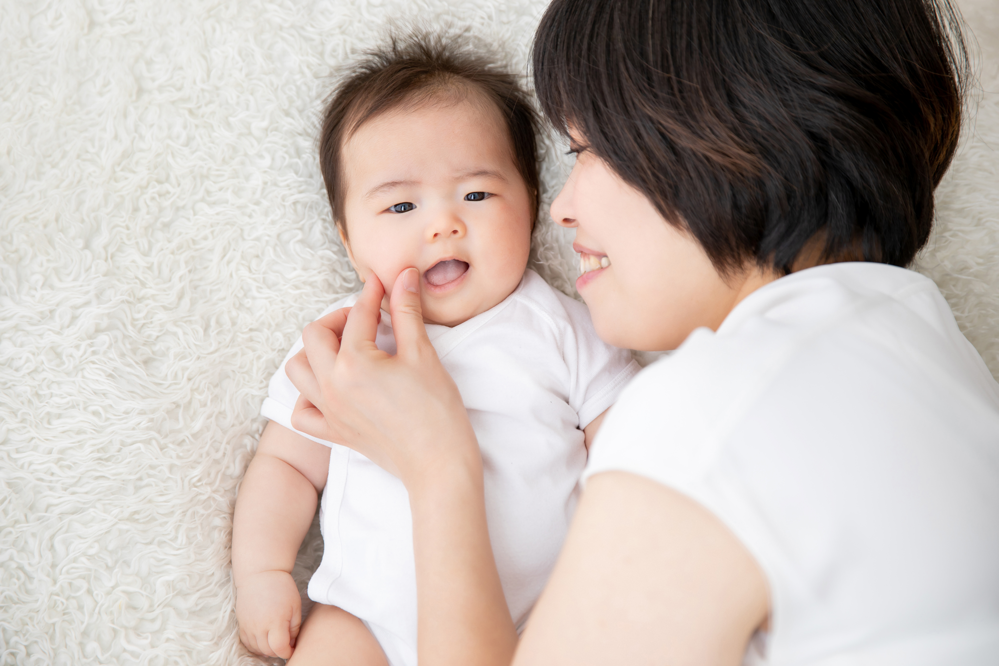 医師監修 ワセリンは顔にも使える ワセリンの活用法と使用時のポイントについて 乾燥肌 健栄生活 医師監修 ワセリンは顔にも使える ワセリンの活用法と使用時のポイントについて 乾燥肌 健栄生活