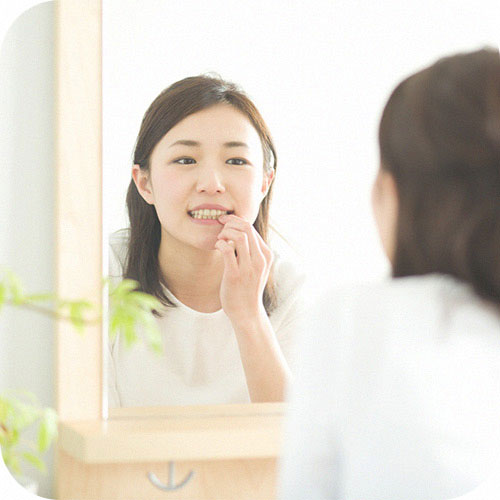 外出先での食事の後にのイメージ写真