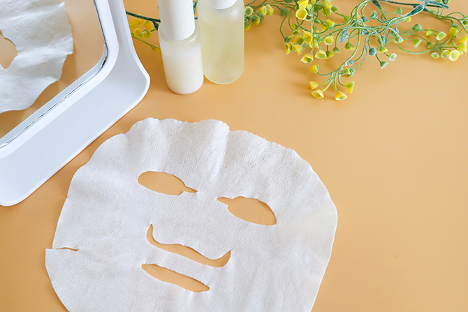 スキンケアの適切な順番は？朝・夜の違いやパックの使い方、内側からのお手入れ方法を紹介