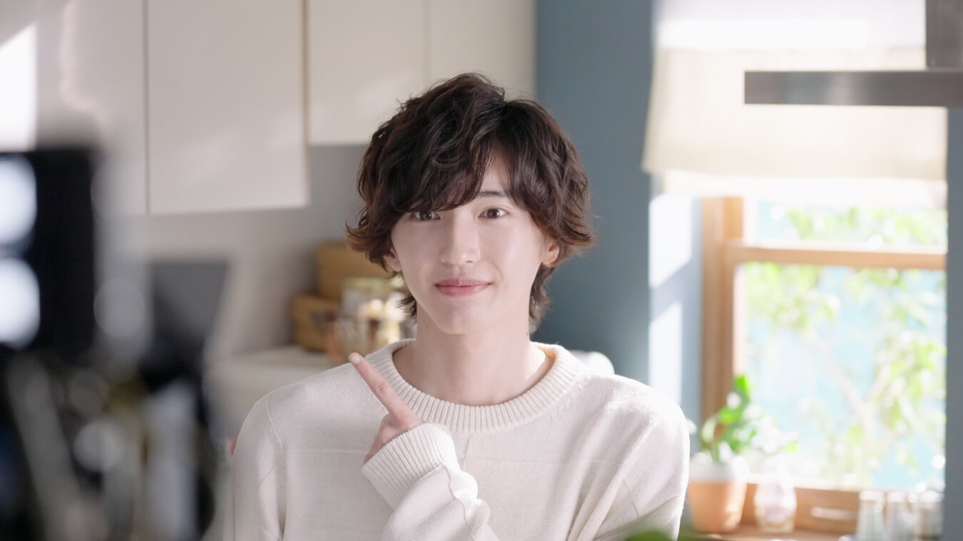 健栄うがい薬CMキャラクターの道枝駿佑さんが、「ただいま～のあとは♪」の歌とカバくんとの共演についてお話してくださいました。