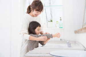 アルコール手指消毒剤の正しい使い方